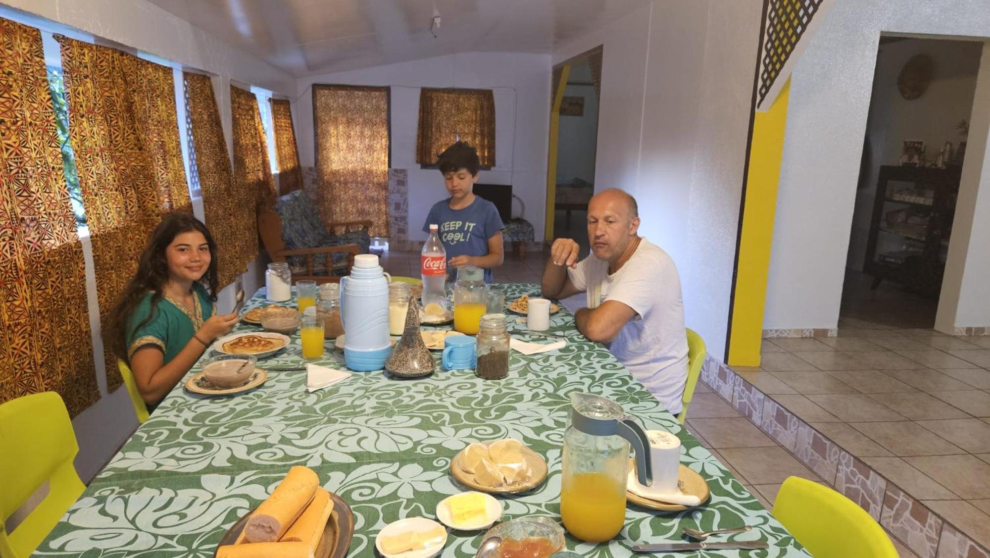 Appartement Penu Maurua 1 à Te-Fare-Arii Extérieur photo